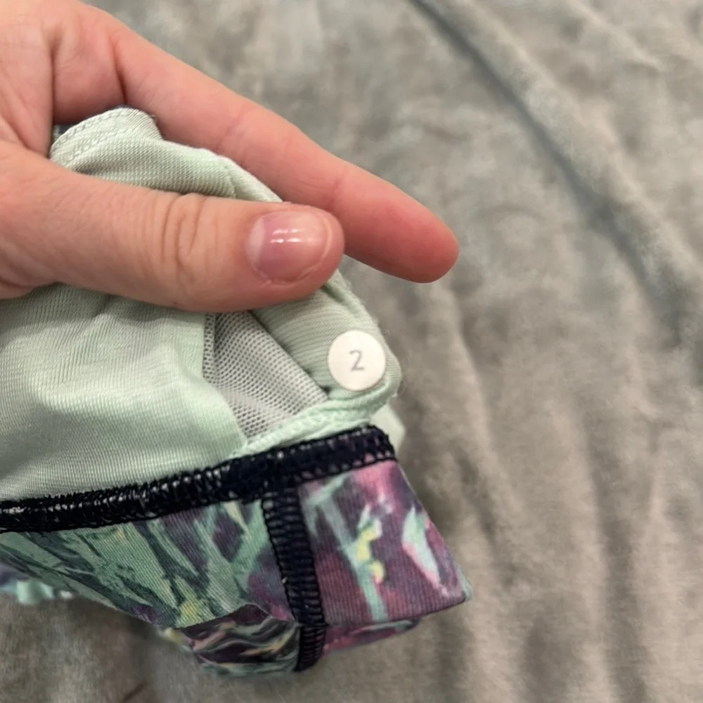 Multicolor Strappy Sports Bra - Picture 2 of 3